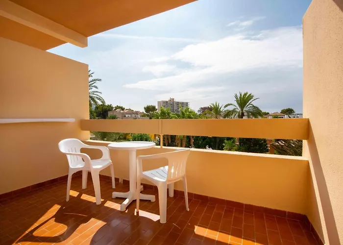 Valentin Reina - Adults Only Отель