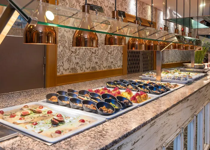 Valentin Reina - Adults Only Отель