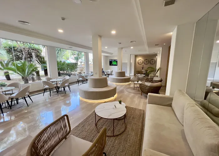 Valentin Reina - Adults Only 4*