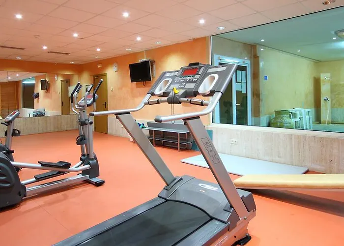 Valentin Reina - Adults Only Отель