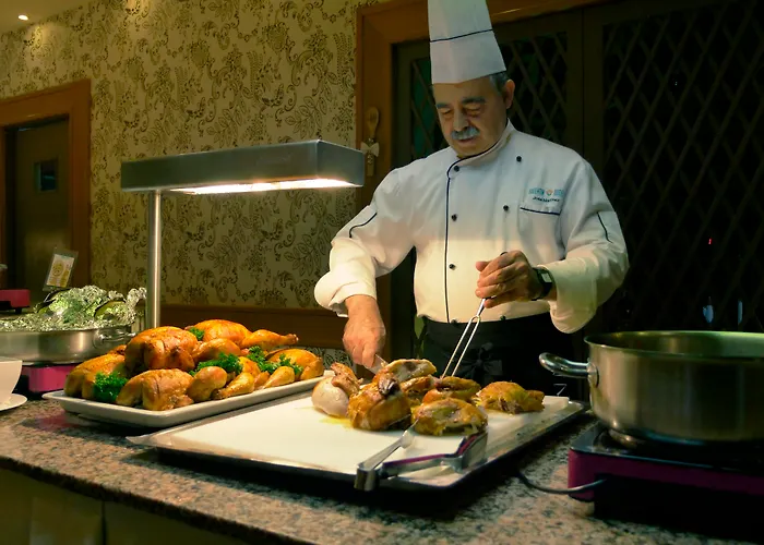 Valentin Reina - Adults Only 4* Παγκουέρα