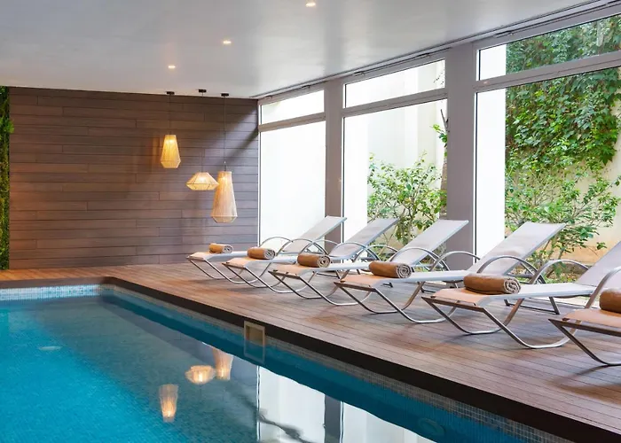 Valentin Reina - Adults Only מלון