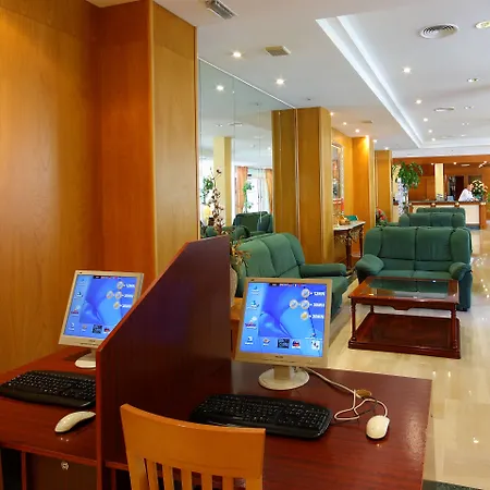 Valentin Reina - Adults Only